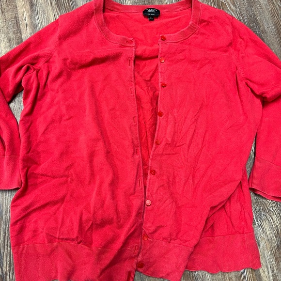 Red Y2K Talbots cardigan with 3/4 sleeves - Picture 1 of 4